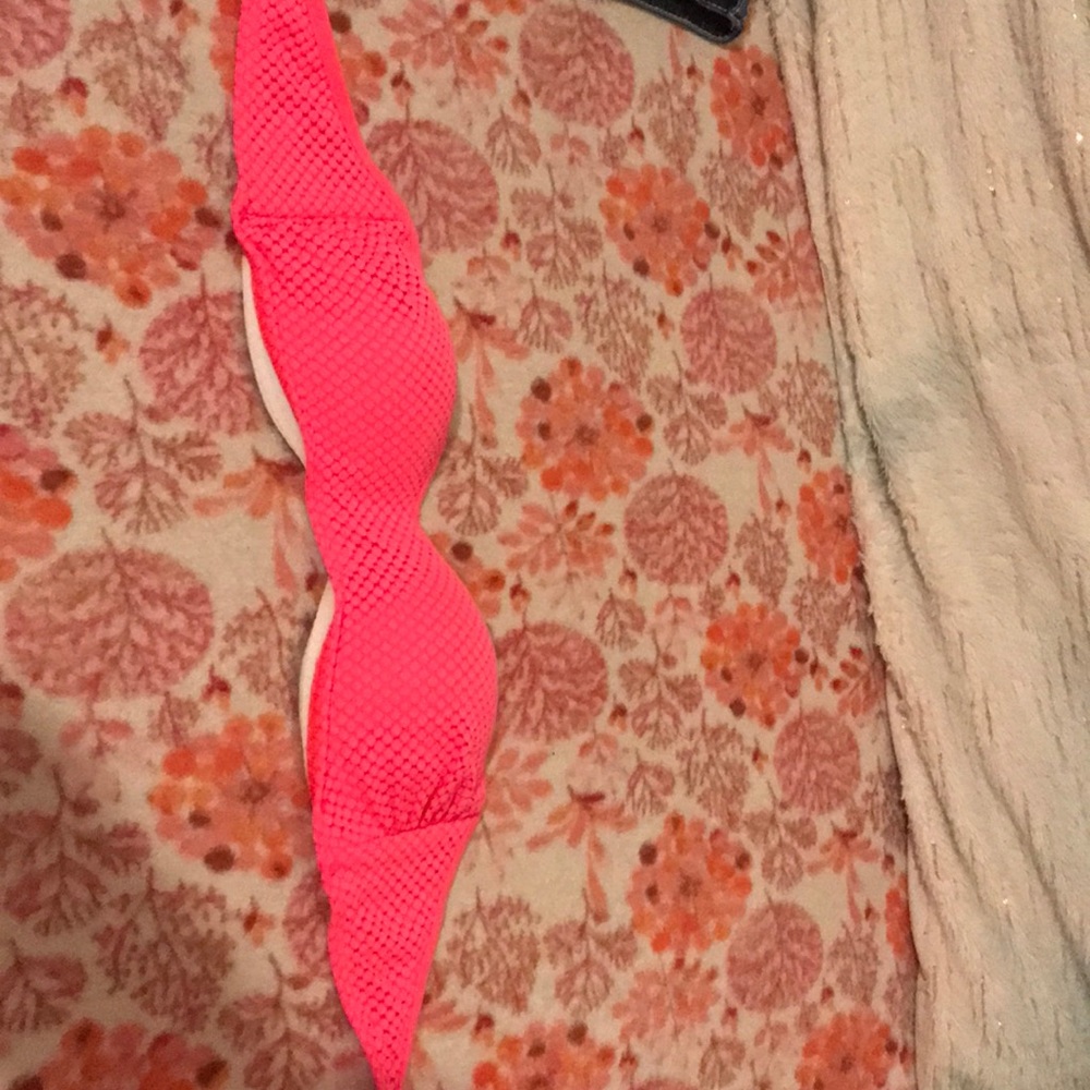 Bikini tops 😍